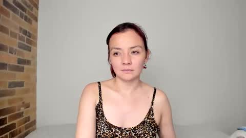 Snapshot of amysweet77 chatting on 11.21.25 Madi online show from 11.21.25