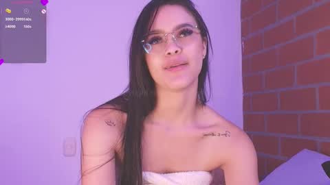 Snapshot of amyw0w chatting on 02.22.25 IG amyw0w online show from 02.22.25