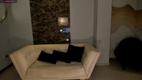    online show from 12.04.24