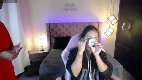 Snapshot of ana_crisgray chatting on 03.10.25 ana_crisgray online show from 03.10.25