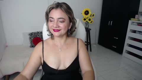  Ana  online show from 02.05.25