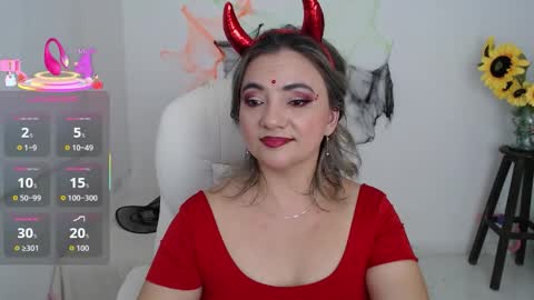 Snapshot of ana_hotmilfx chatting on 11.01.25 ANA online show from 11.01.25