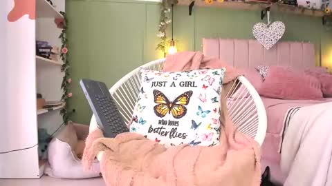 Ana Maria online show from 02.14.25