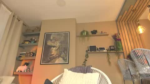 Ana Maria online show from 09.23.25