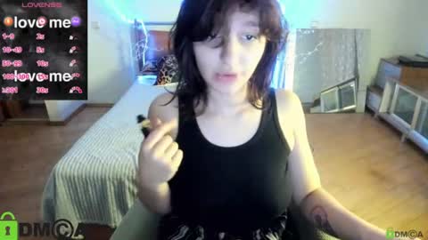Snapshot of ana_jil chatting on 07.25.26 Hi Im Ana online show from 07.25.26