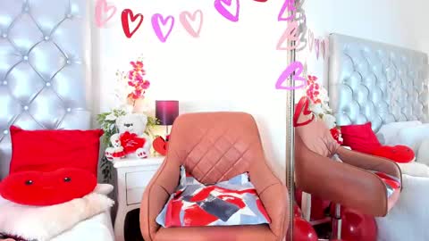 anaa_bellaa online show from 02.14.25