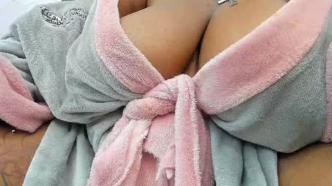 Snapshot of anaa_fuentes chatting on 01.13.25 ANNA FUENTES online show from 01.13.25