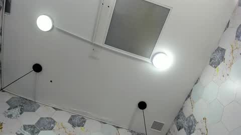 Snapshot of anaa_fuentes chatting on 02.19.25 ANNA FUENTES online show from 02.19.25