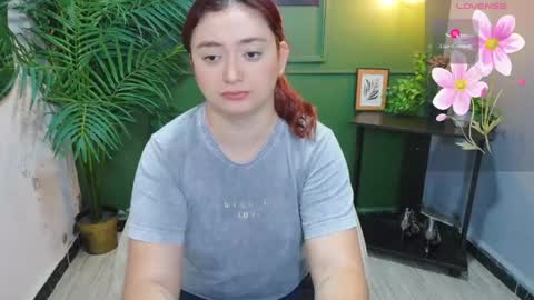 Snapshot of anaa_rosee chatting on 05.22.26 Ana online show from 05.22.26