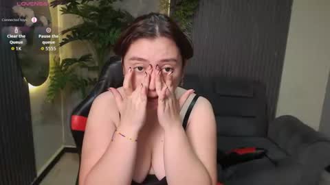 Snapshot of anaa_rosee chatting on 08.04.26 Ana online show from 08.04.26