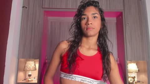 anaacollins_ online show from 03.01.26