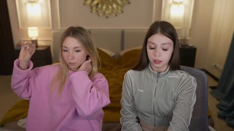 Sweet girls online show from 02.04.25