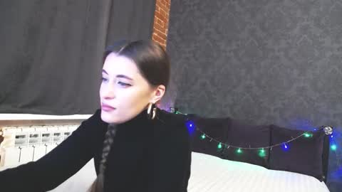 Anna online show from 11.11.25