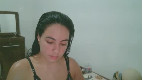 anabelenogueira1 online show from 04.19.26