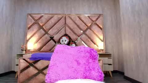 Snapshot of anabell_brown chatting on 10.15.25 HI I AM ANABELL online show from 10.15.25