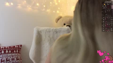 Annie  online show from 12.28.24