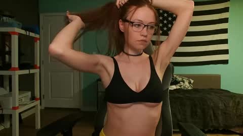 Snapshot of anabelleleigh chatting on 04.21.26 Anabelleleigh online show from 04.21.26