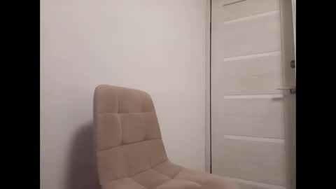 ANABELLOVEE online show from 03.08.25