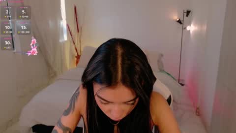 ANABEL WOLF  online show from 01.13.26