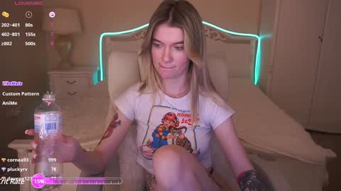 Nika online show from 12.25.24