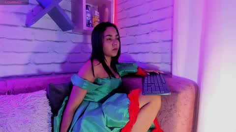 Anna online show from 12.30.24