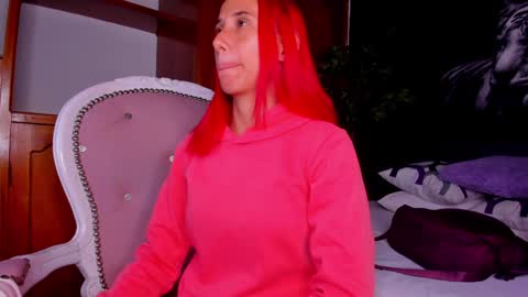 Anahi online show from 12.31.24