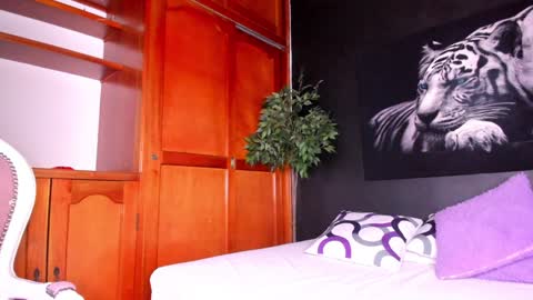 Anahi online show from 01.14.25