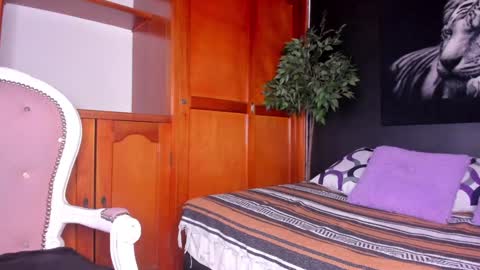 Anahi online show from 01.29.25