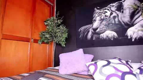 Anahi online show from 02.15.25