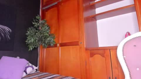 Anahi online show from 10.03.25