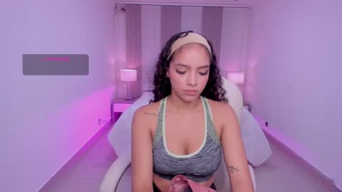 Anahi Curlie online show from 02.04.25