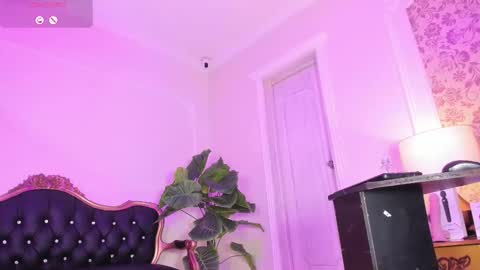 Anahis online show from 11.15.25