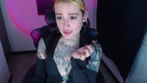 Snapshot of anai_gomez chatting on 01.07.25 Callme Mistress Ani online show from 01.07.25