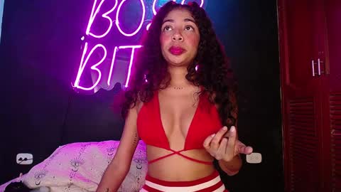 anais  cooper  online show from 12.02.24