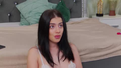 Snapshot of anais_carter chatting on 10.09.25 Anais Carter online show from 10.09.25