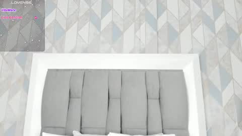   online show from 10.09.25