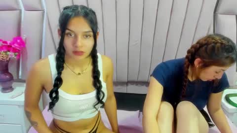 AbbyAndAntonela online show from 12.03.24