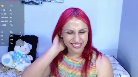 Snapshot of analia_01 chatting on 02.13.25 Analia online show from 02.13.25