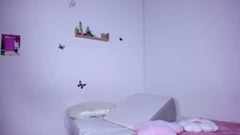 Snapshot of analia_collins chatting on 01.30.25 Ana online show from 01.30.25