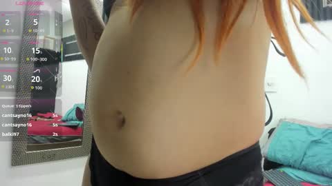 Snapshot of analia_smith chatting on 10.05.25 Analia smith online show from 10.05.25