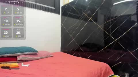 Snapshot of analia_smith chatting on 11.07.25 Analia smith online show from 11.07.25