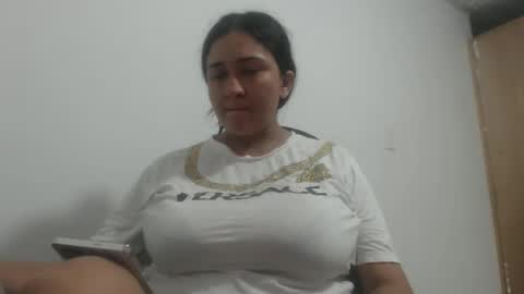 Snapshot of analy_hot chatting on 11.15.25 analy_hot online show from 11.15.25