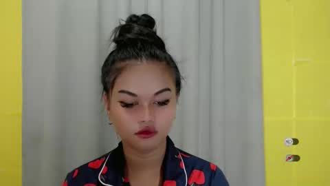 Snapshot of anaruru_ chatting on 01.12.25 ANA online show from 01.12.25