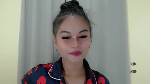 Snapshot of anaruru_ chatting on 01.21.25 ANA online show from 01.21.25