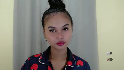 Snapshot of anaruru_ chatting on 01.25.25 ANA online show from 01.25.25