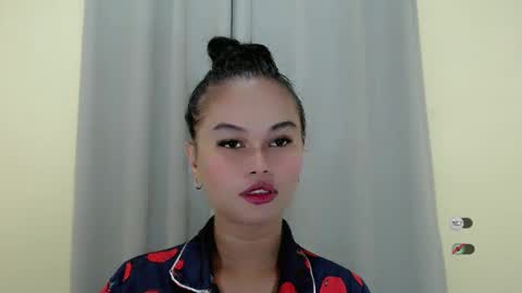 Snapshot of anaruru_ chatting on 01.26.25 ANA online show from 01.26.25