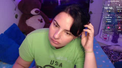 Snapshot of anaspark chatting on 01.07.25 Ana online show from 01.07.25