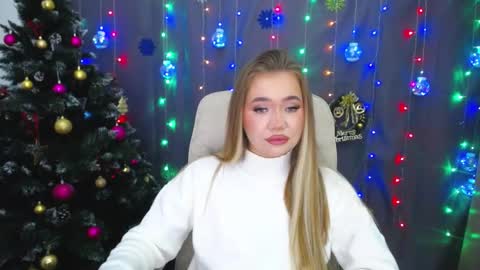 anastacyyellig online show from 12.15.24
