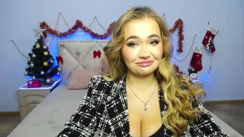 anastacyyellig online show from 12.28.24