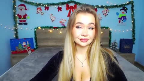 anastacyyellig online show from 12.30.24